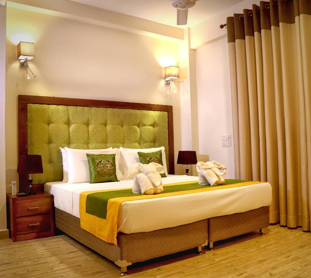 Vendol Maliga Edge Hotel Kandy Exterior photo