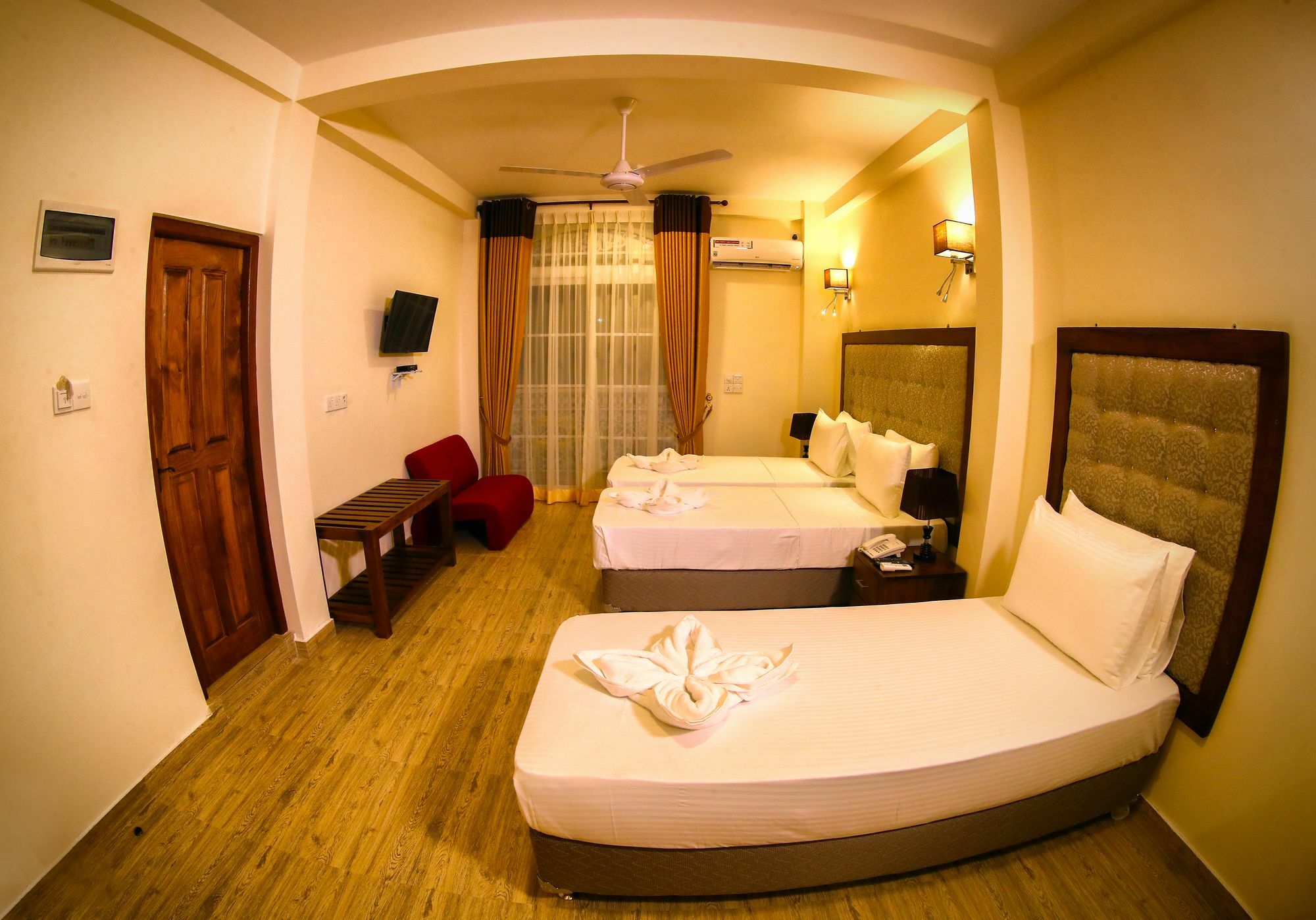 Vendol Maliga Edge Hotel Kandy Exterior photo